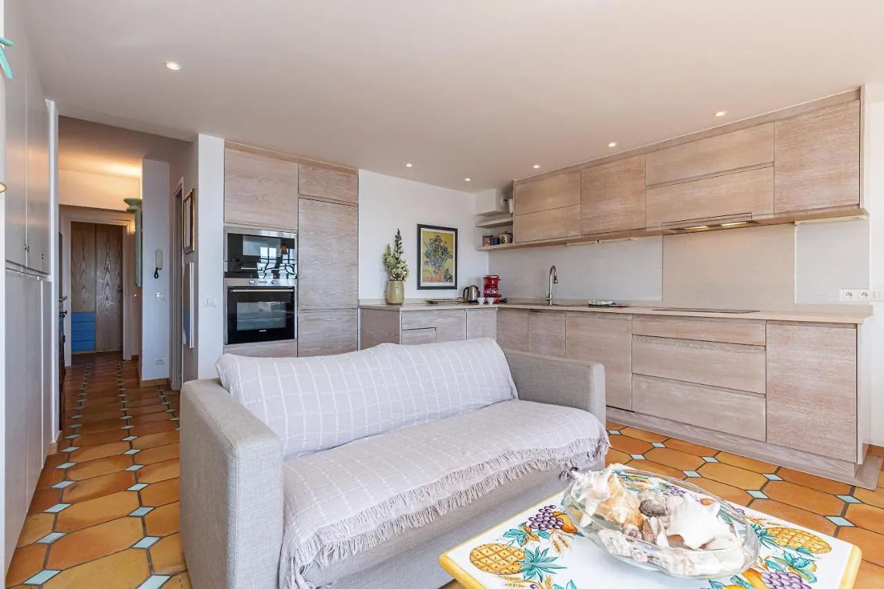Apartment Le Golfe Bleu - Havre De Paix En Bord De Plage Roquebrune-Cap-Martin France